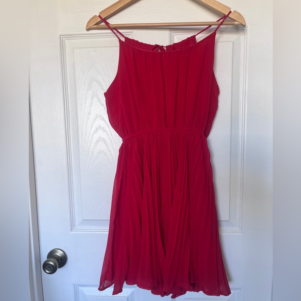 Double Zero Vibrant Red Pleated Chiffon Midi Dress